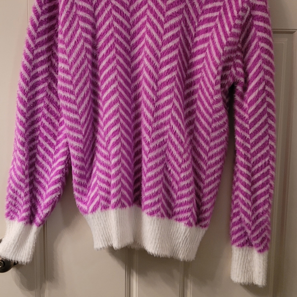 Pink Chevron Sweater - Picture 2 of 2